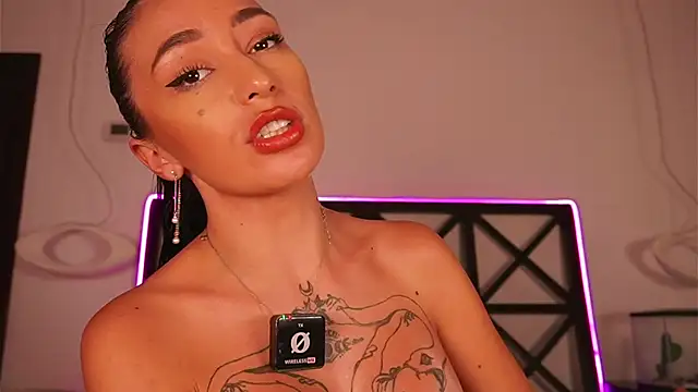 lunamystyque - LunaMystyque's free webcam - UK Sex Cams