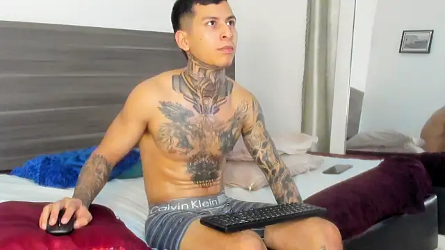 Andrew_sanders68 webcam