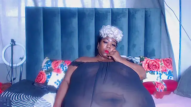 BustyWendyXXX47 webcam