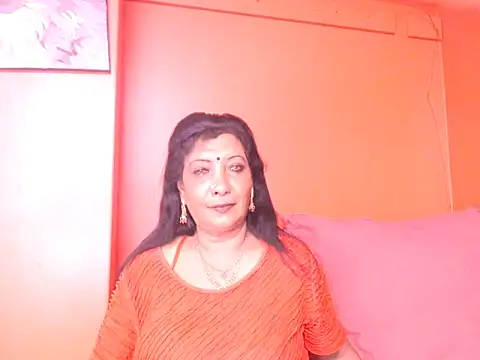 indiansarika65 (Ask my age) - hey guys make me wet nd creamy.....