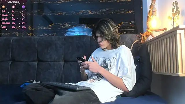 Diamond_twink webcam