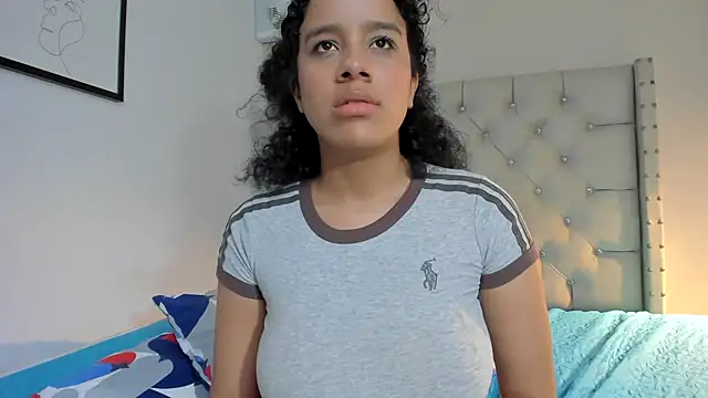 vanesasexyhot21 webcam