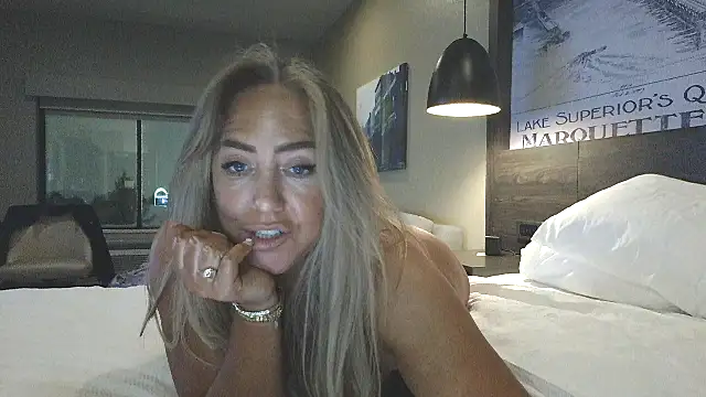 sunshinekisses webcam