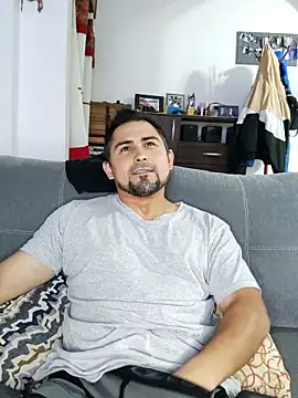 bradd_32 (M young) - #argentinian #beardy #black-hair #cam2cam #dildo-or-vibrator #ejaculation #erotic-dance #fingering #handjob #hd #masturbation #medium #middle-priced-privates #mobile #orgasm #penis-ring #recordable-privates #recordable-publics #small-audience #spanish-speaking #straight #striptease #trimmed #white #young