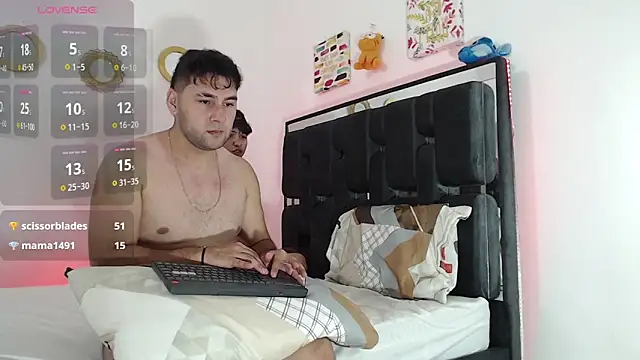 Thyler_and_valerio webcam