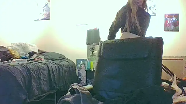 eatmeplease44 webcam