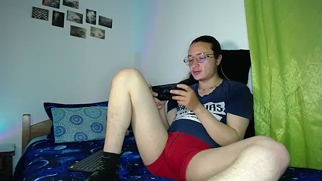 monkeywillwhite webcam