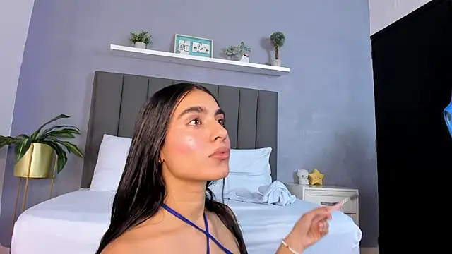 dalila30x live cam screenshot female from Colombia on Clip20 – Short Porn Clips & Live Cams