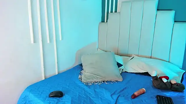 alicemadnes - AliceMadnes's free webcam