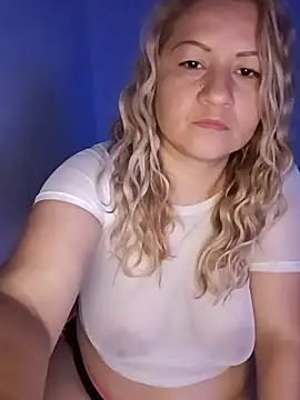 Karoline_milf_hot webcam