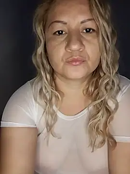 Karoline_milf_hot webcam