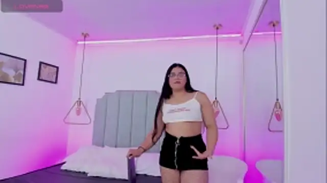 ScarlettWhitmore webcam