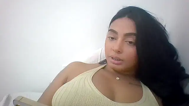 Nandinha777 webcam