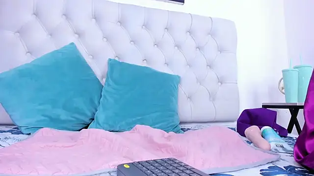 natasha_segura webcam