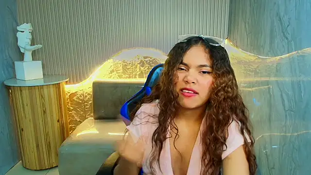 lirianne_thorne_r webcam