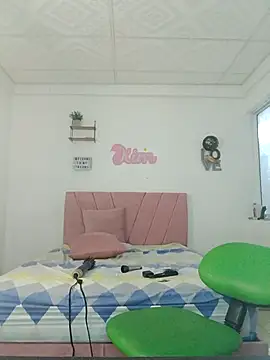 victoria_roussee webcam