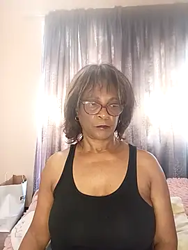 Hotgrannyx webcam