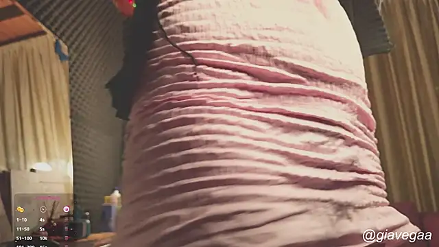 gigifontaine__ webcam