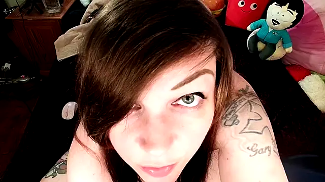 GamerGirlRoxyAndLee webcam