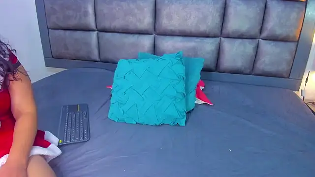 Sasha_Picot17 webcam