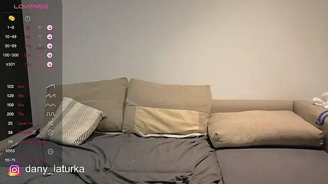 bellydancerhot (F milf) - Lovense lush in ass