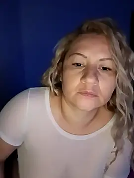 Karoline_milf_hot webcam