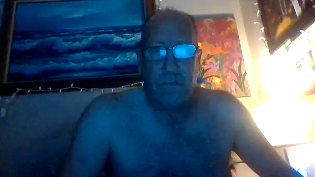 hornyrich69 (M mature) - cumshow and eat