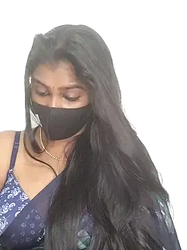 Tamil_Azhaghi webcam