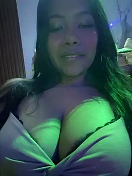 paulaortiz_1 (G young) - Show thong and dance