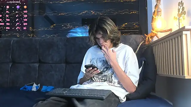 Diamond_twink webcam