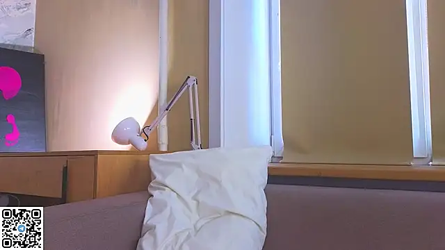 miss_bubbles_ webcam