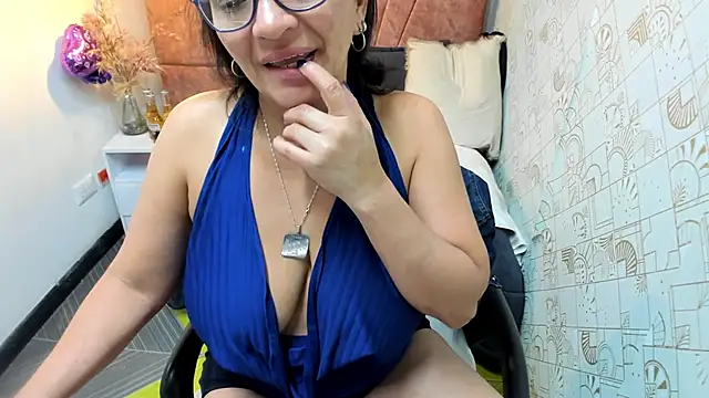 MarilynMiilf_ webcam