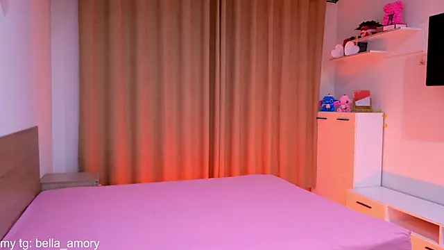 Bella_amory webcam