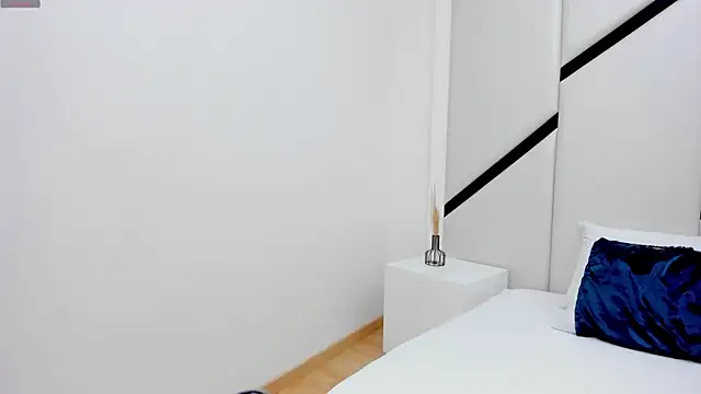 MirandaTurbay webcam