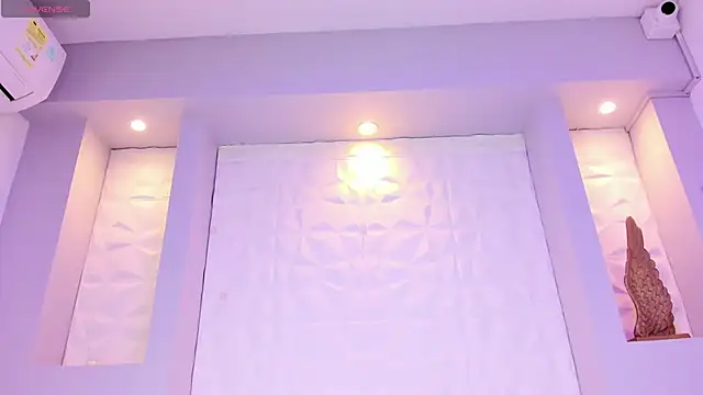 SamantaWignie webcam