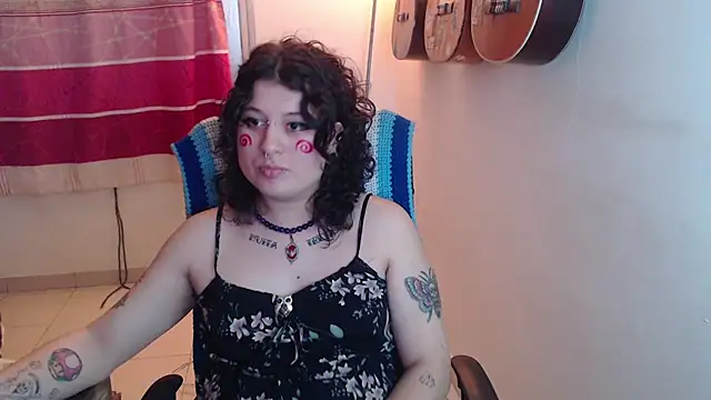 smoke_trip_alicia - Smoke_trip_Alicia's free webcam - UK Sex Cams