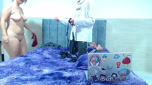 hottie__couple - Hottie__couple's free webcam - UK Sex Cams