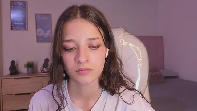 Amaia_Daniells webcam