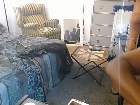 realninafame (Ask my age) - Thank all of u for almost 37k favorites