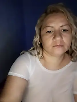 Karoline_milf_hot webcam