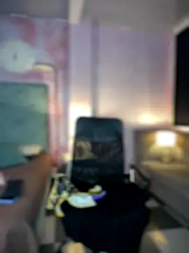 riri_brunnete webcam