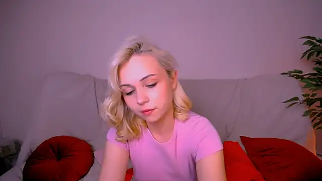 ElenaMonroe webcam