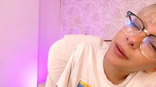 peyton_golden1 webcam