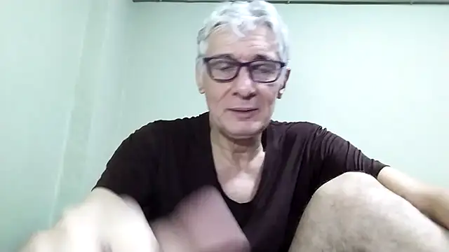 BIGUNCUTHARDCOCK webcam