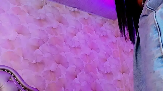 Sophia_Valkova webcam