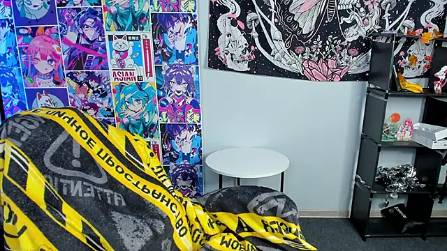 bonni_meiz (F teen) - put hand in my panties for masturbation