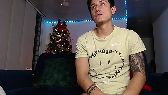 ashely_ryan24 (Ask my age) - SUCK SEXY PUSSY🔥