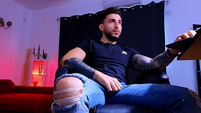 mightyaaron66 (M young) - 𖤐🔥 parTy Time ,House parTy  !  💨𖤐