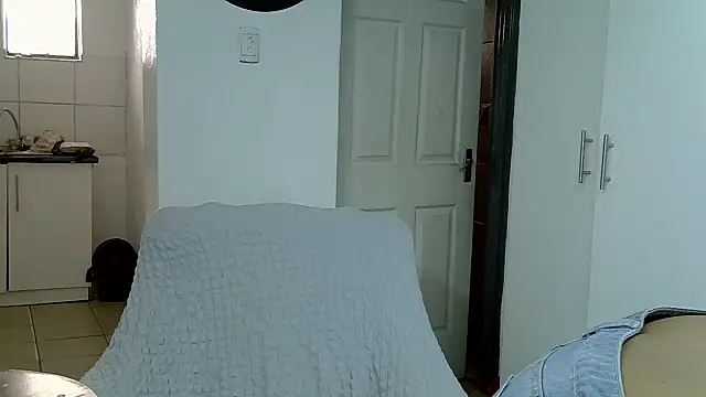 HipsDontLieX95 webcam