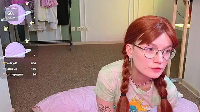 Kitty_smalltits webcam